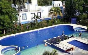 Casa Vacacional en Carmen de Apicala, Colombia